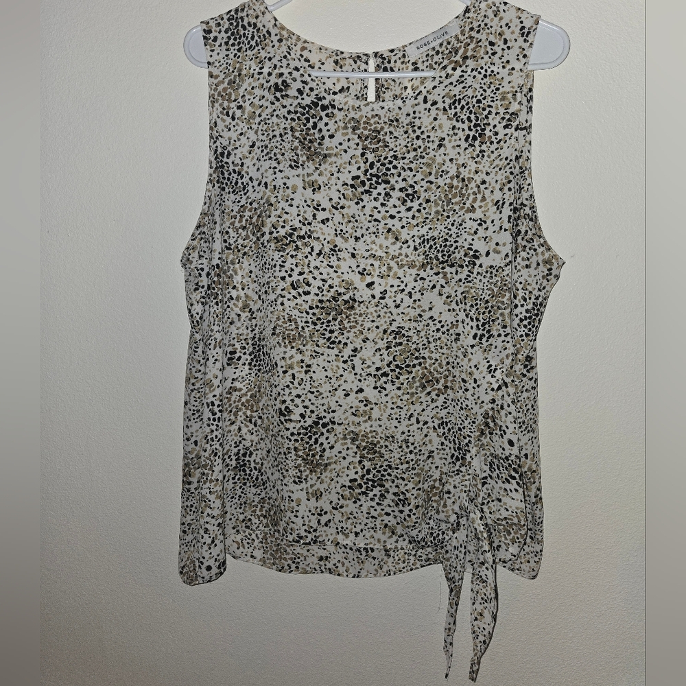Rose & Olive Black and Brown Sleeveless Tie Front Blouse
